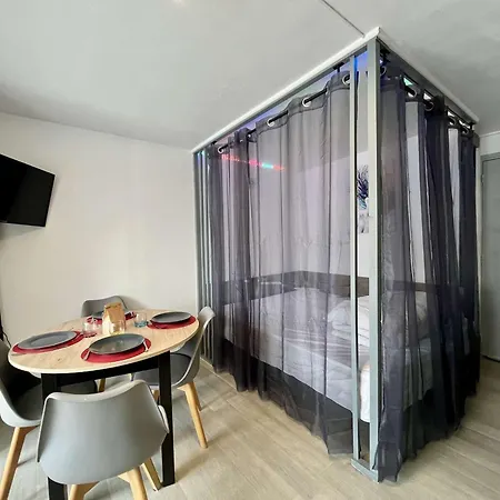 - 4 Pers - Pres De La - Cap D'agde - Fr-1-249-428 Appartement Agde